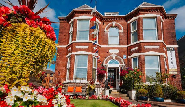 Barford House - Ground Floor Self-Catering Apartment Southport