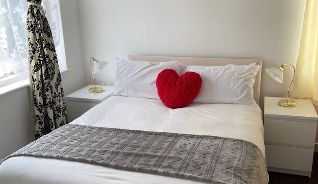 🌟 Barking/Dagenham/Contractors& Leisure(3-10 guests)