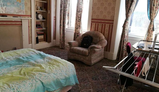 Basic Three Bedroom Flat West End