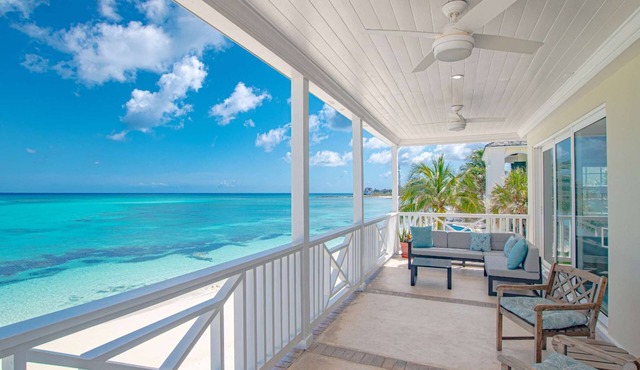 Beach Front Villa LAS with direct Beach access