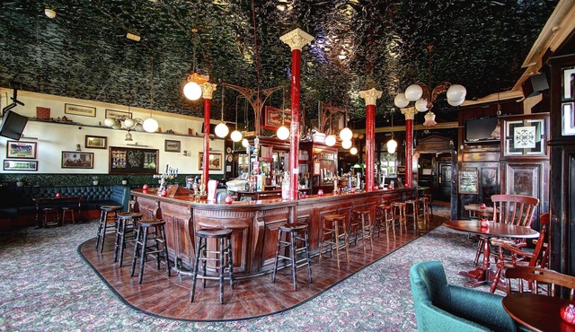 Beaconsfield Hotel