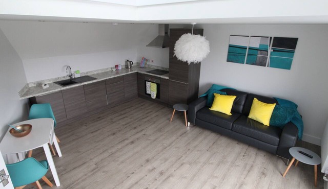 Beautiful 2 bedroom apartment in a great location at Childwall Fiveways (Flat 1)