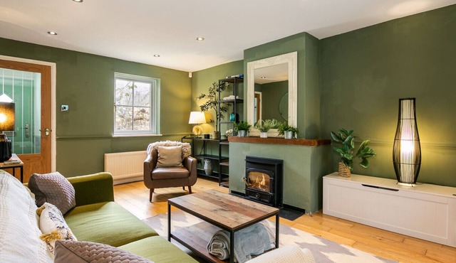 Beautiful 3 Bedroom Cotswold Cottage