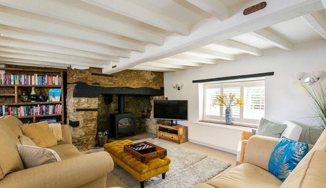 Beautiful 5-Bedroom Home with Cinema & Games Room