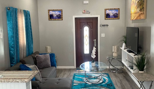 Beautiful 1BR cottage in North Palmetto Point w/A/C, Wi-Fi, washer & dryer