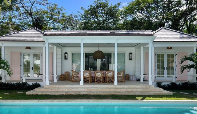 Beautiful Historic Property with pool, minutes to Pink Sand Beach