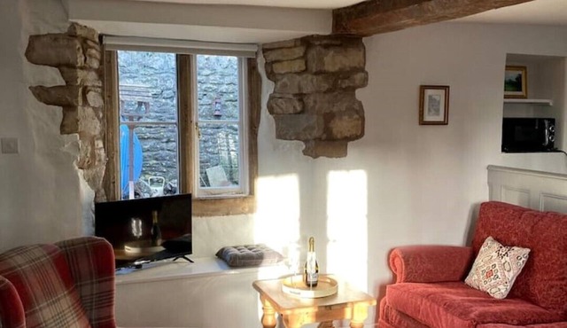 Beautiful listed cottage