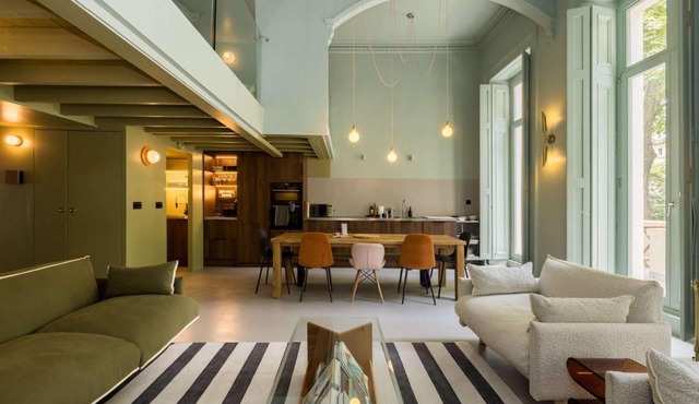 Beautiful Paddington Loft-Style Apartment