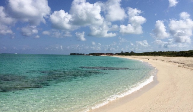 Beautiful, Spacious 3 Story, Waterfront Condo Bimini, Bahamas - Sleeps 10
