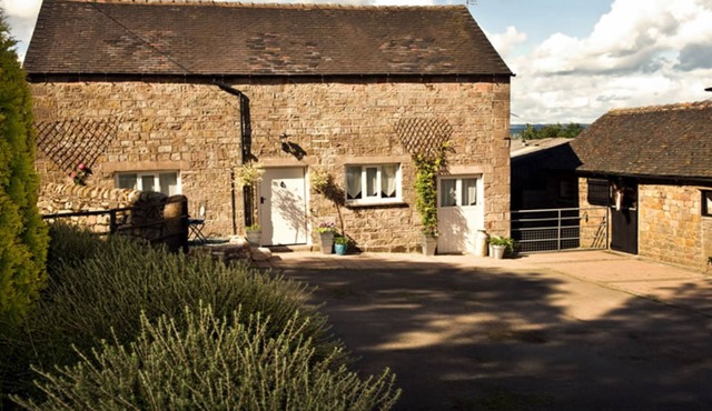 Beautifully converted former Dairy situated in the delightful rural countryside