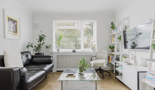 Beautifully Designed 1BD Flat, Fulham Broadway