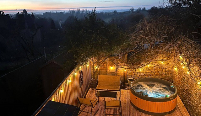 Beautifully presented dog friendly holiday - The Snug