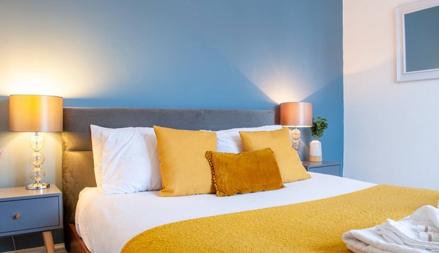 Bedford Rd Apartment| Ideal for Hospital & Town Centre