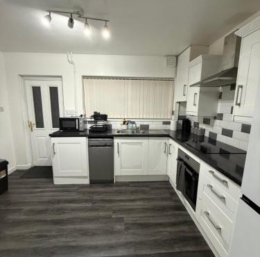 Belexsia 3 Bedroom Guest Apartment