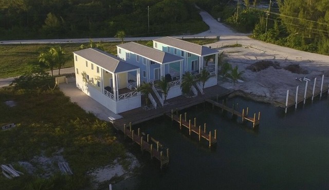 Bimini Bliss Waterfront Home w/Private Double Dock Walk to Beach & Shark Lab