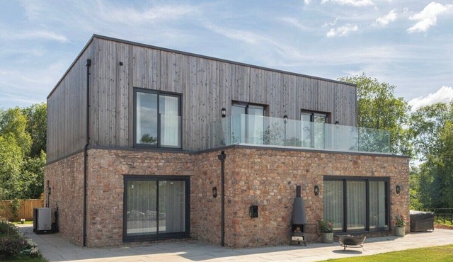 Blooms House - Cookswood