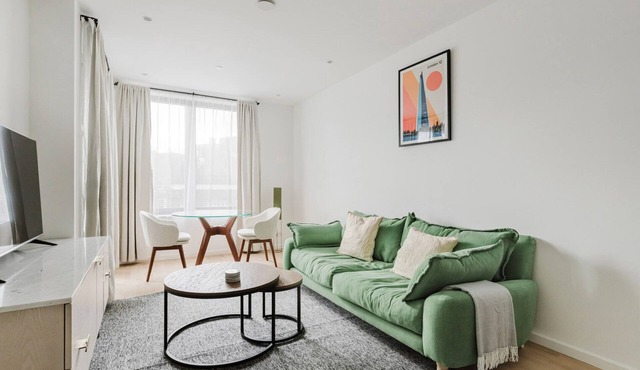 Blueground | Chalk Farm, balcony, nr Primrose Hill