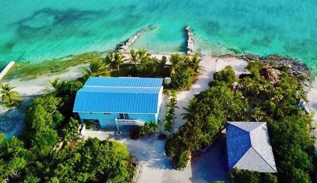 Bonefish Bella Vista, entire house on the beach