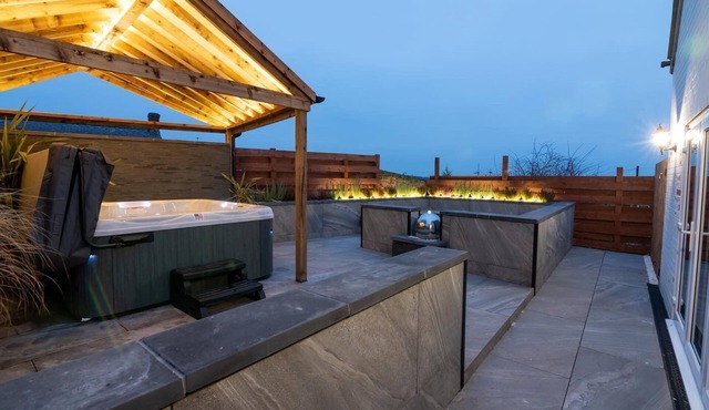 Boutique Yorkshire cottage with hottub
