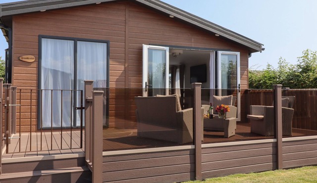 BRAMBLEWICK, pet friendly, with a garden in Staithes