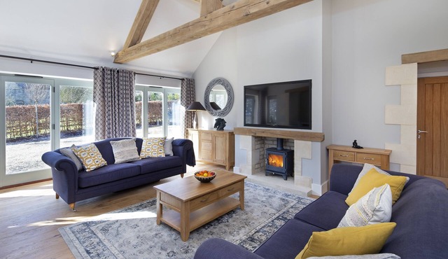 Brand new (2019) luxury one bedroom & ensuite in the heart of the Cotswolds