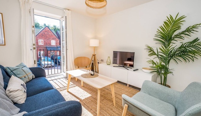 Brand new 1 bedroom modern contemporary apartment - Pass the Keys