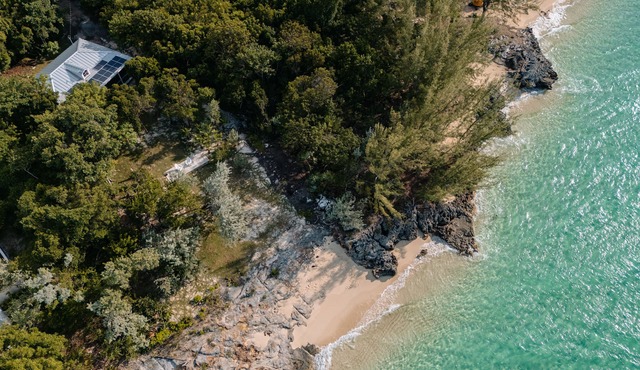 BRAND NEW & Waterfront 2bedroom 2bath ~ Lanai