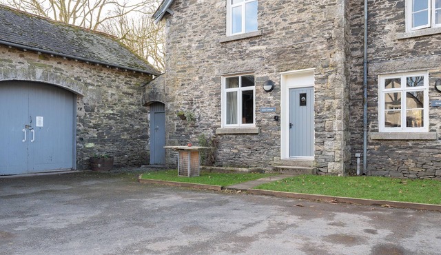 Briar - sleeps 4 guests in 3 bedrooms