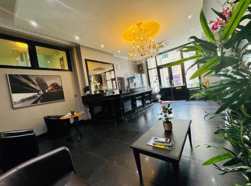 Bridge Park Hotel
