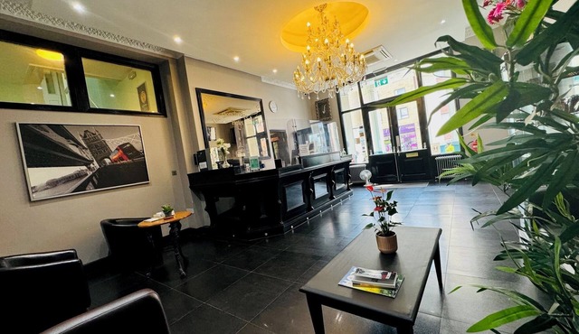 Bridge Park Hotel
