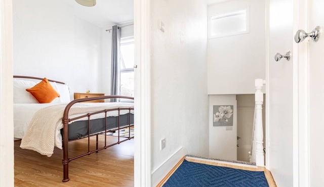Bright & Spacious comfy 3 bed apartment in Brixton