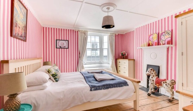 Brighton Seaside 3 Bed Retreat