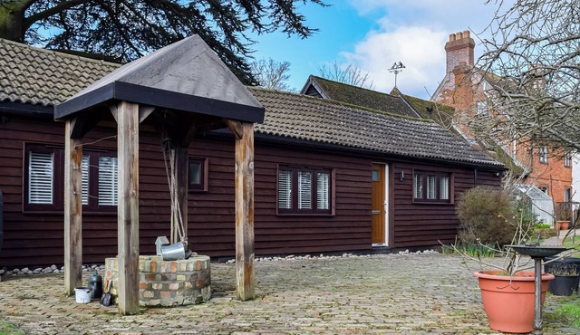 Brooklands Farm Cottage