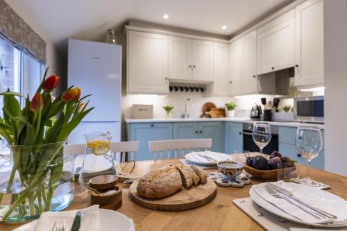 Burley Mews