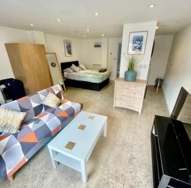 Cambridge City Centre Studio, Sleeps 4