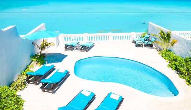 Caprice 9 Cable Beach Design Villa