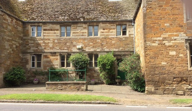 Castle Farm House B&B
