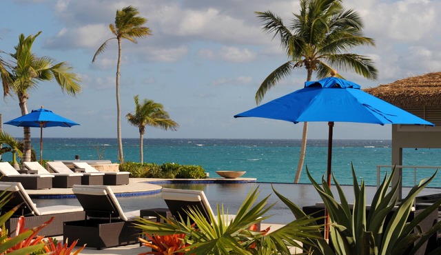 Cayo Loco Pink Sand Beachfront House for 2 Villa 1