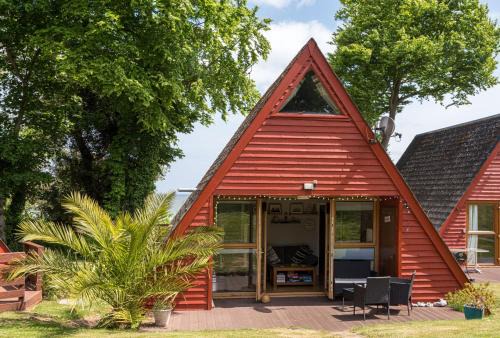 Chalet Thirteen