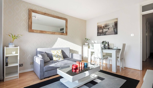 Charming 2 bedroom 2 Bathroom Flat in Clapham Junction