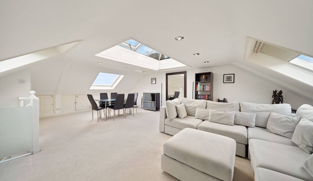 Charming Apartment in Prestigious Belsize Park - Pass the Keys