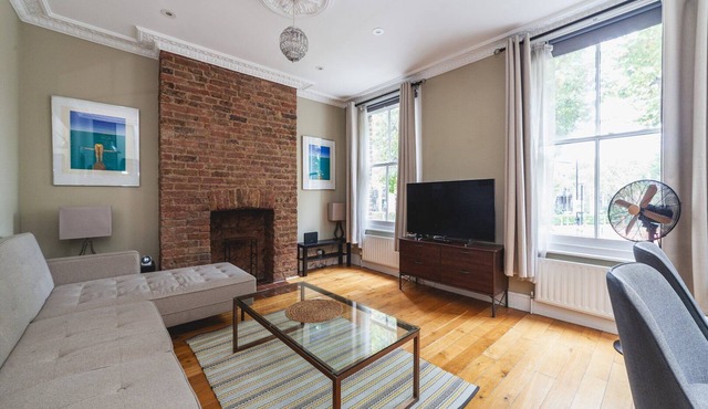 Charming One-Bed Oasis in Hammersmith