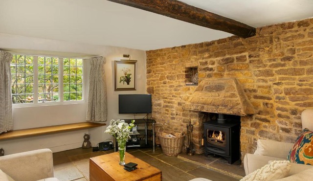 Cherry Tree Cottage - 3 Bed Countryside Retreat!