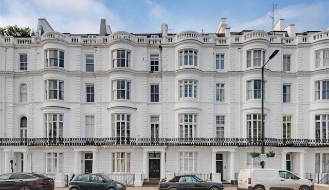 Chic Apartment in Hyde Park