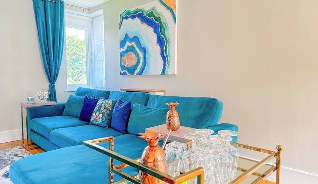 Chic Blue Comfort FREE GYM and Parking