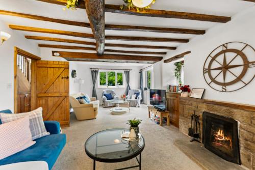 Classical Easter Cottage with Breathtaking Views in Matlock