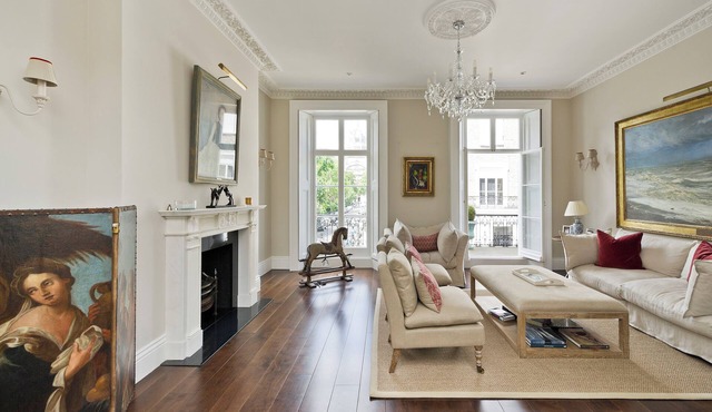 Classical Living in Knightsbridge, by Veeve