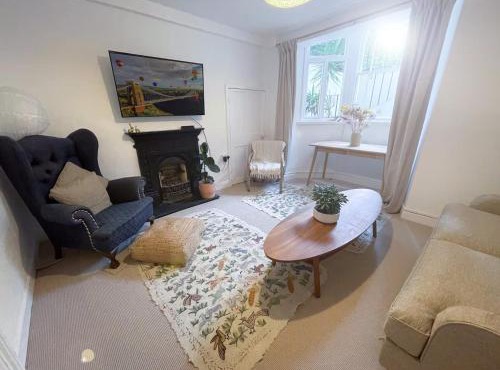 Clifton Village Apartment
