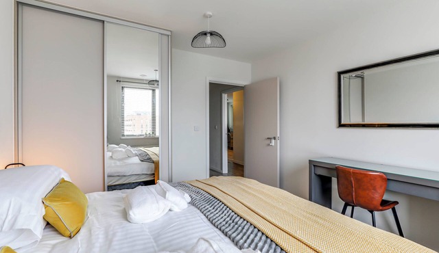 Close to Canning Town Station, O2 Arena, Excel Centre & London City Airport.