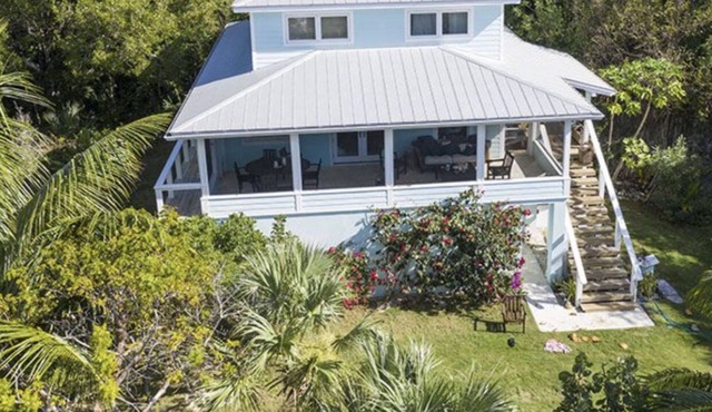Coco Bay, Green Turtle Cay, Generator, & steps to beach-sleeps 4-8